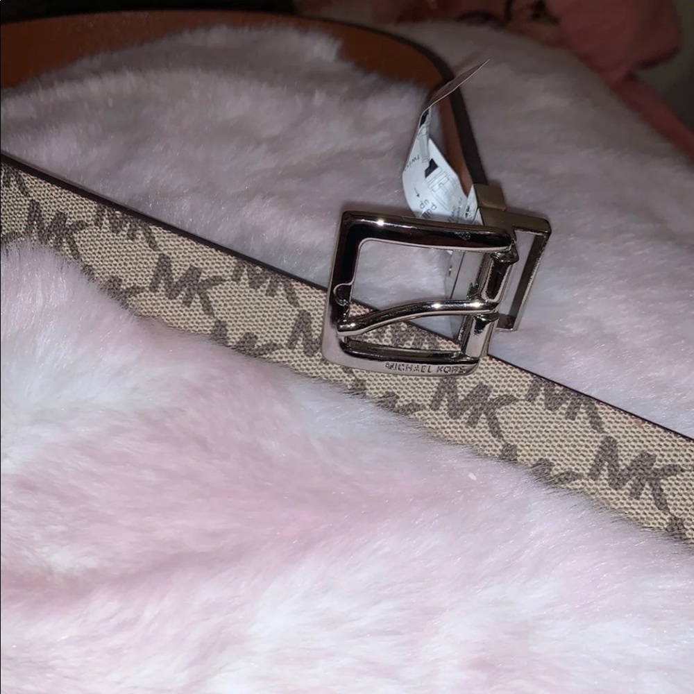 Michael Kors Signature brown belt - Picture 1 of 2